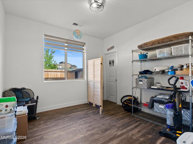 319 Grafton Drive, Sparks, NV 89441