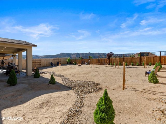 319 Grafton Drive, Sparks, NV 89441