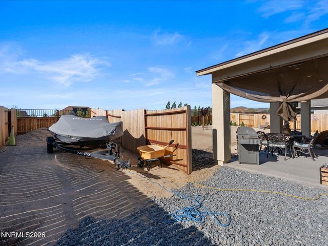 319 Grafton Drive, Sparks, NV 89441