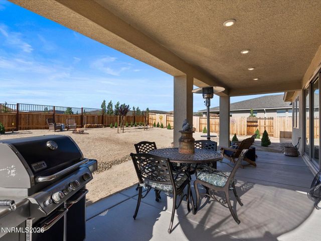 319 Grafton Drive, Sparks, NV 89441