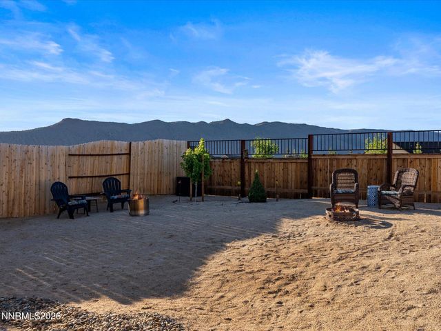 319 Grafton Drive, Sparks, NV 89441