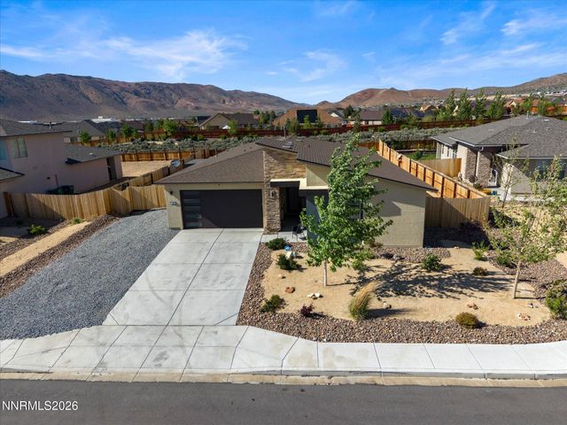 319 Grafton Drive, Sparks, NV 89441