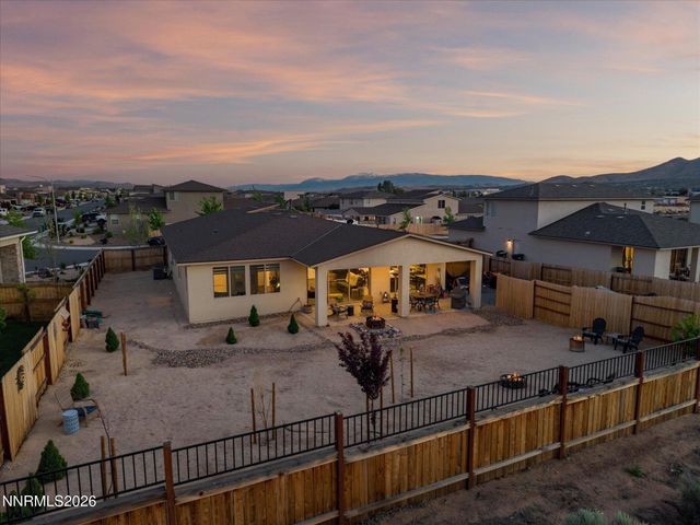 319 Grafton Drive, Sparks, NV 89441
