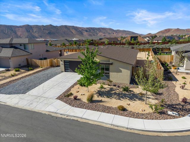 319 Grafton Drive, Sparks, NV 89441