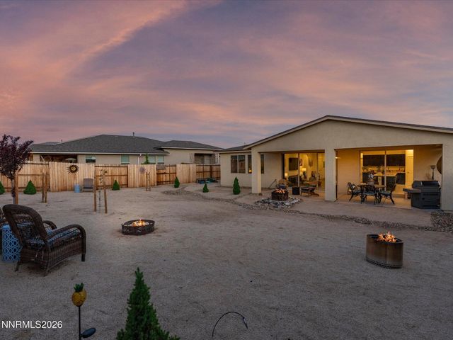 319 Grafton Drive, Sparks, NV 89441