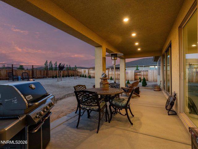 319 Grafton Drive, Sparks, NV 89441