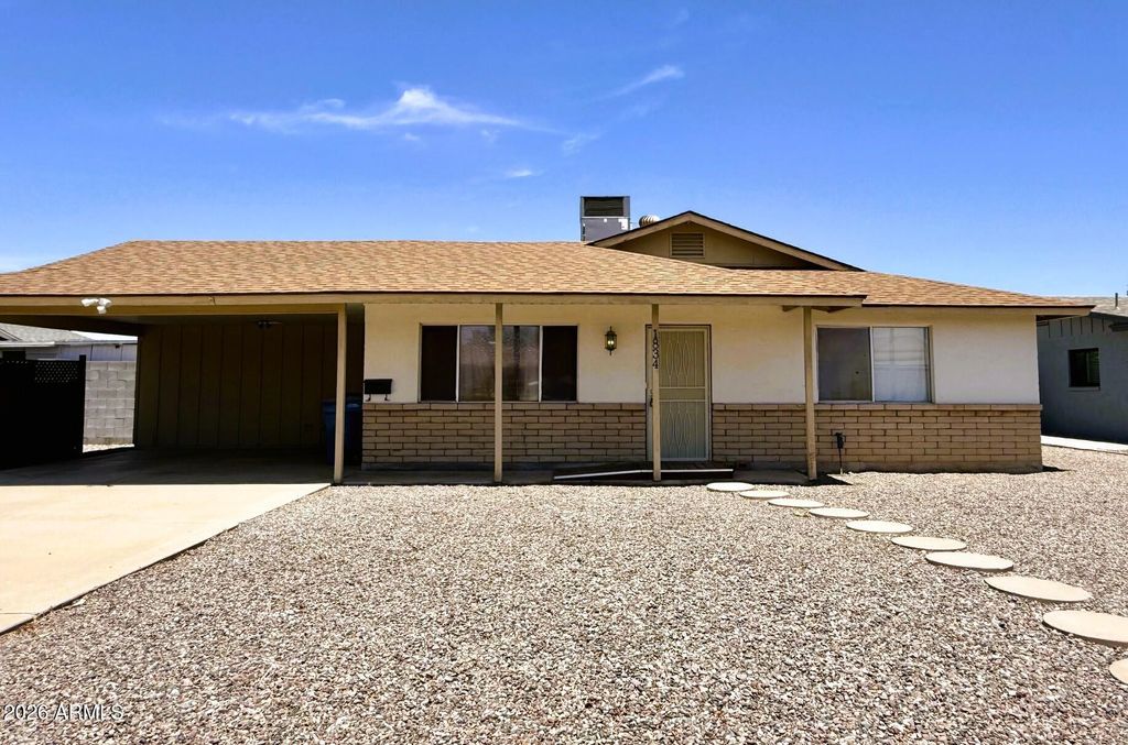 Image 1 of property listing at 1834 E LA DONNA Drive, Tempe, AZ 85283