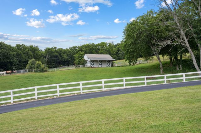 2131 Highway 130, W, Shelbyville, TN 37160