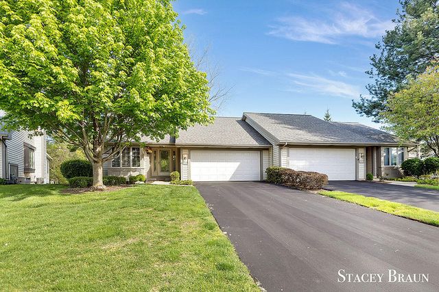 2735 Mulford Drive SE, Grand Rapids, MI 49546