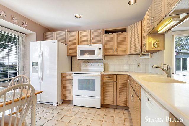2735 Mulford Drive SE, Grand Rapids, MI 49546