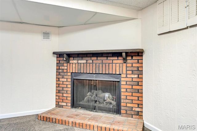 409 E 11th Street E, Washington, MO 63090