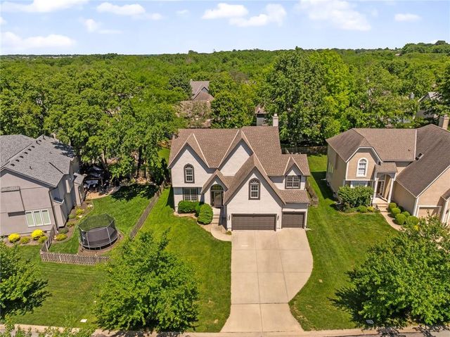 14205 Rosehill Street, Overland Park, KS 66221