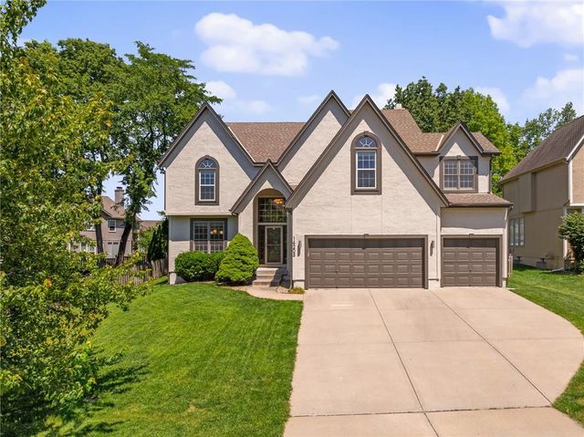 14205 Rosehill Street, Overland Park, KS 66221