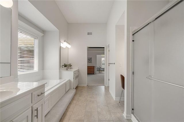 14205 Rosehill Street, Overland Park, KS 66221