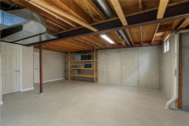 14205 Rosehill Street, Overland Park, KS 66221