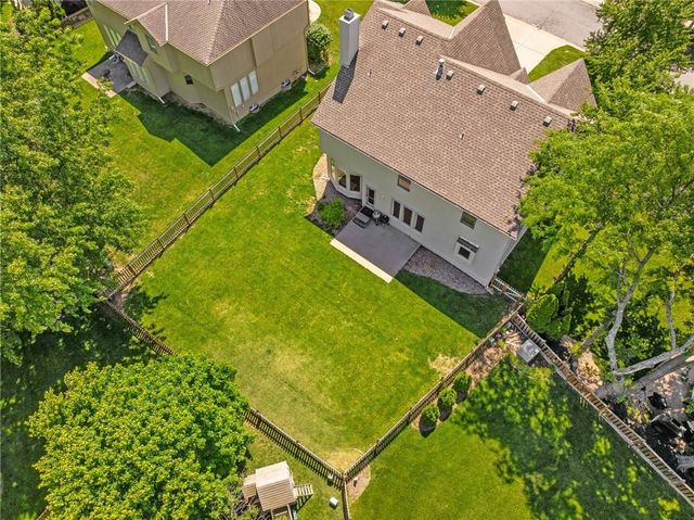 14205 Rosehill Street, Overland Park, KS 66221