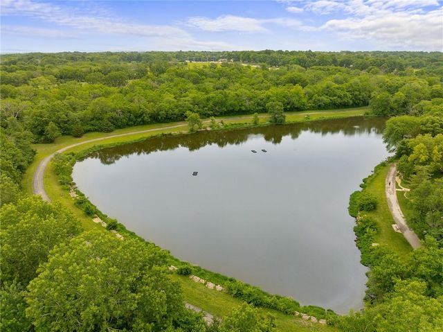 14205 Rosehill Street, Overland Park, KS 66221