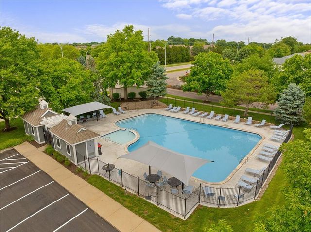 14205 Rosehill Street, Overland Park, KS 66221