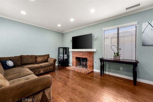 939 W 19th, Costa Mesa, CA 92627