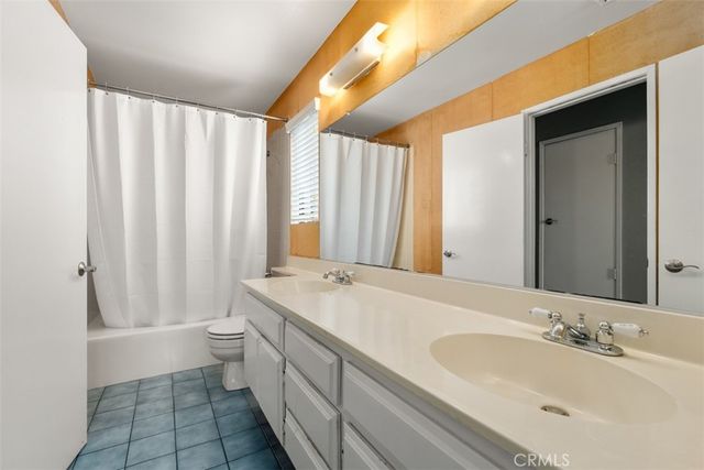 939 W 19th, Costa Mesa, CA 92627
