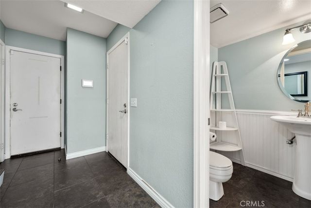 939 W 19th, Costa Mesa, CA 92627