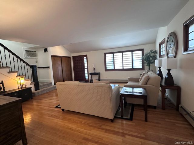 13 James Street, Montrose, NY 10548