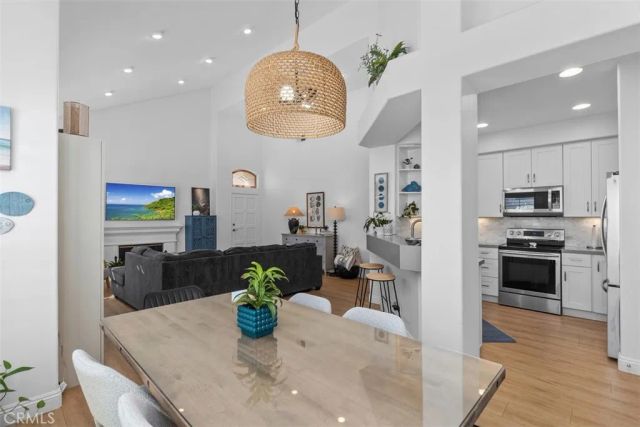 21121 Cancun, Mission Viejo, CA 92692