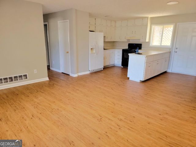 4042 Jodeco Road, Mcdonough, GA 30253