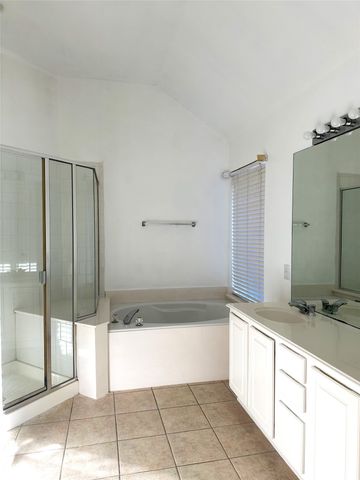 1353 Grass Valley Drive, Rockwall, TX 75087