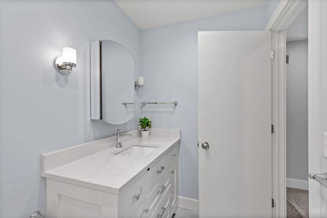 9528 Croton Drive, Montgomery, OH 45242