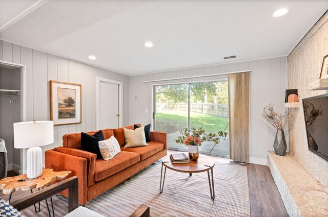 9528 Croton Drive, Montgomery, OH 45242