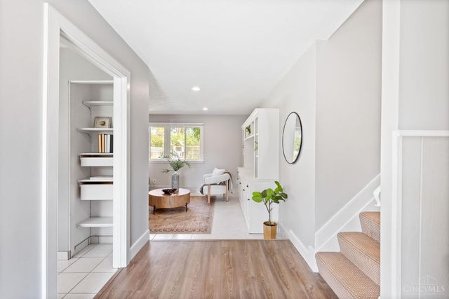 9528 Croton Drive, Montgomery, OH 45242