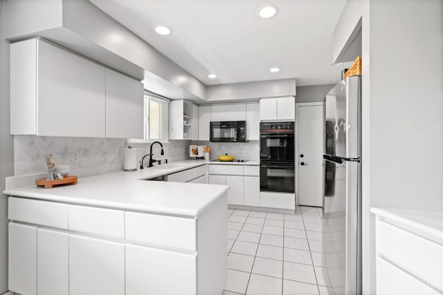 9528 Croton Drive, Montgomery, OH 45242