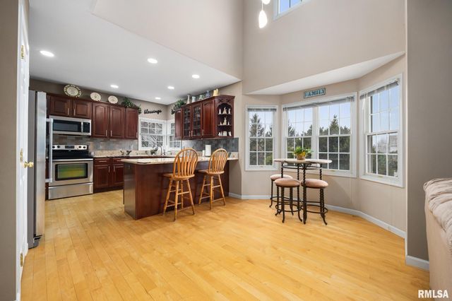 10717 N ALEX Drive, Peoria, IL 61615