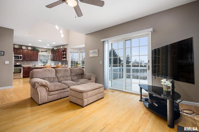 10717 N ALEX Drive, Peoria, IL 61615