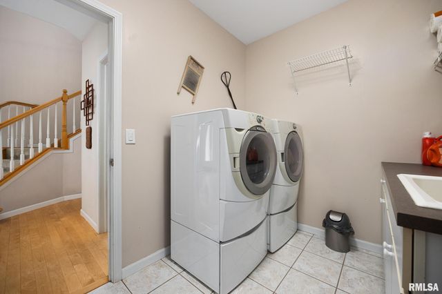 10717 N ALEX Drive, Peoria, IL 61615