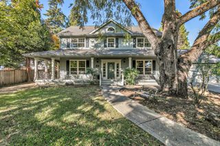 245 Jackson Creek Drive, Jacksonville, OR 97530