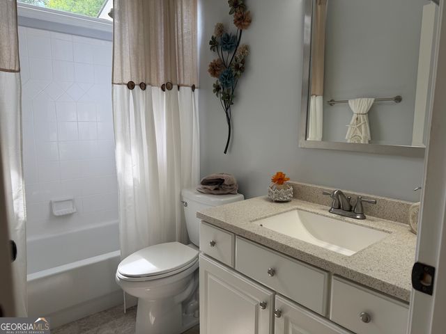 204 St Simons Cove, Peachtree City, GA 30269