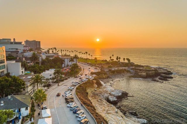 1219 Coast Blvd 5, La Jolla, CA 92037