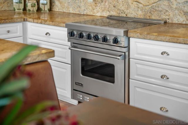 1219 Coast Blvd 5, La Jolla, CA 92037