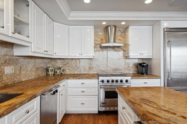 1219 Coast Blvd 5, La Jolla, CA 92037