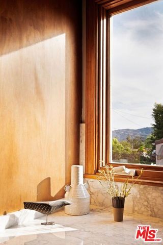 1508 Winchester Avenue, Glendale, CA 91201