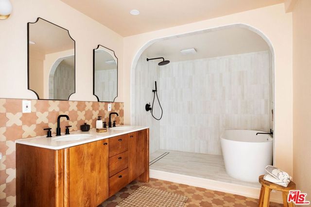 1508 Winchester Avenue, Glendale, CA 91201