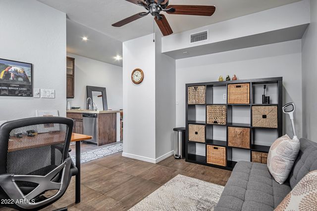 7318 E PALO VERDE Drive 12, Scottsdale, AZ 85250