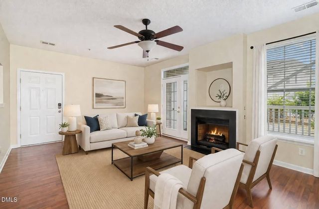 3009 Winston Drive Apt 90, Burlington, NC 27215