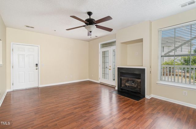 3009 Winston Drive Apt 90, Burlington, NC 27215