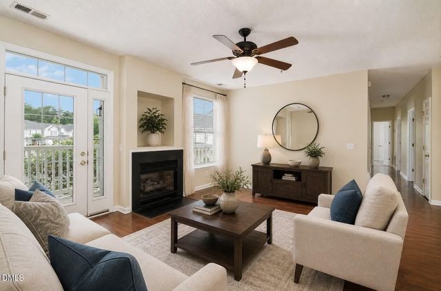 3009 Winston Drive Apt 90, Burlington, NC 27215