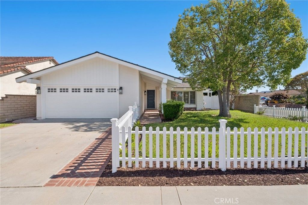 8822 Bellshire, Huntington Beach, CA 92646
