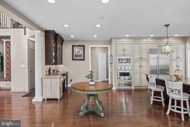 7 SHEFFIELD CT, Medford, NJ 08055