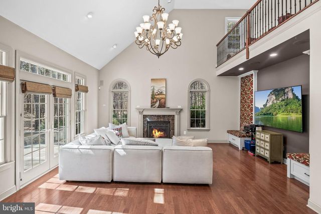 7 SHEFFIELD CT, Medford, NJ 08055